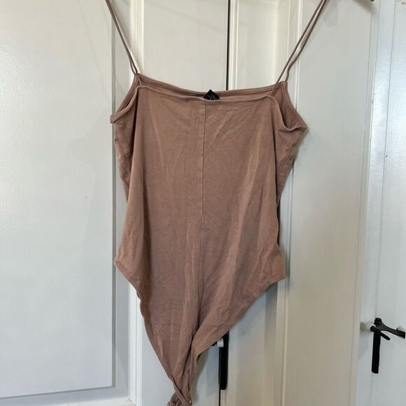 Forever 21 tan bodysuit size medium women’s summer shirt brown N393 - Picture 4 of 5
